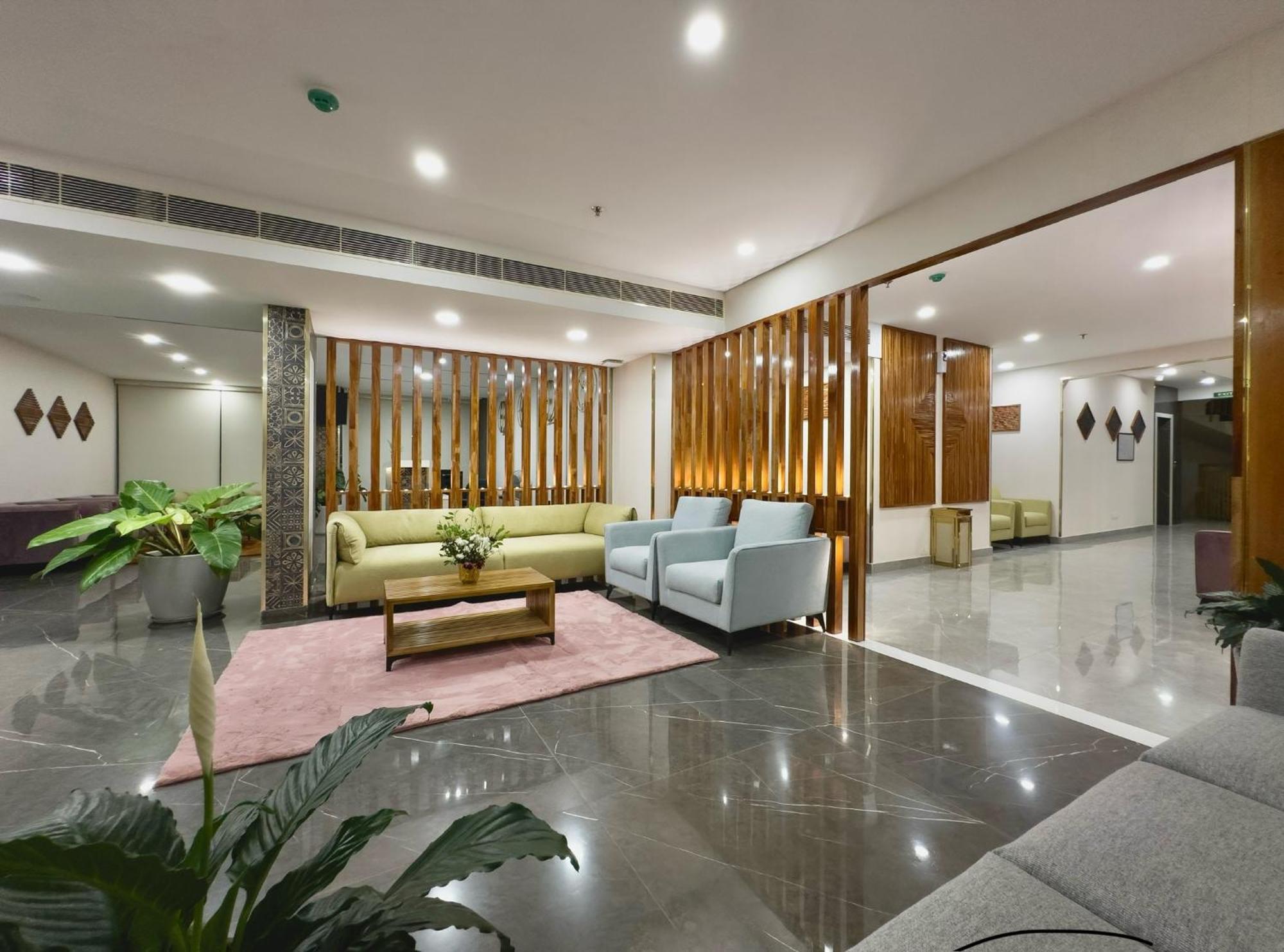 The Habitat Suites Guruvāyūr Eksteriør bilde