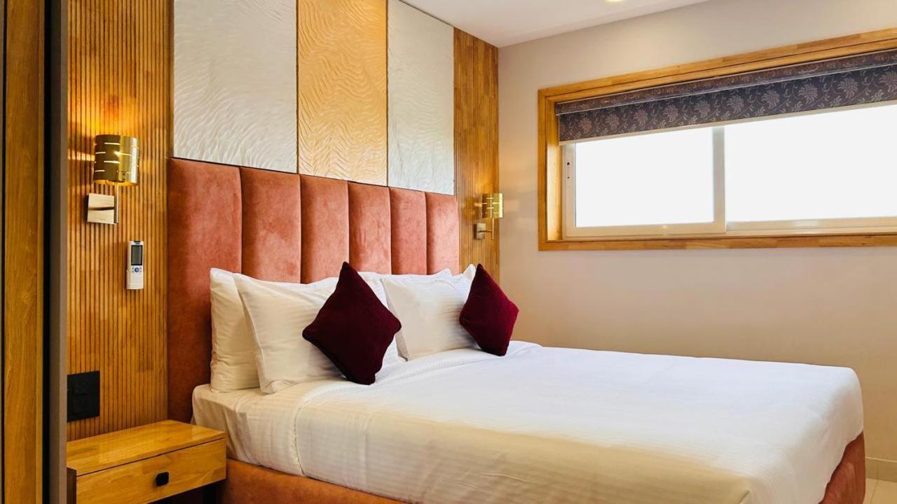 The Habitat Suites Guruvāyūr Eksteriør bilde